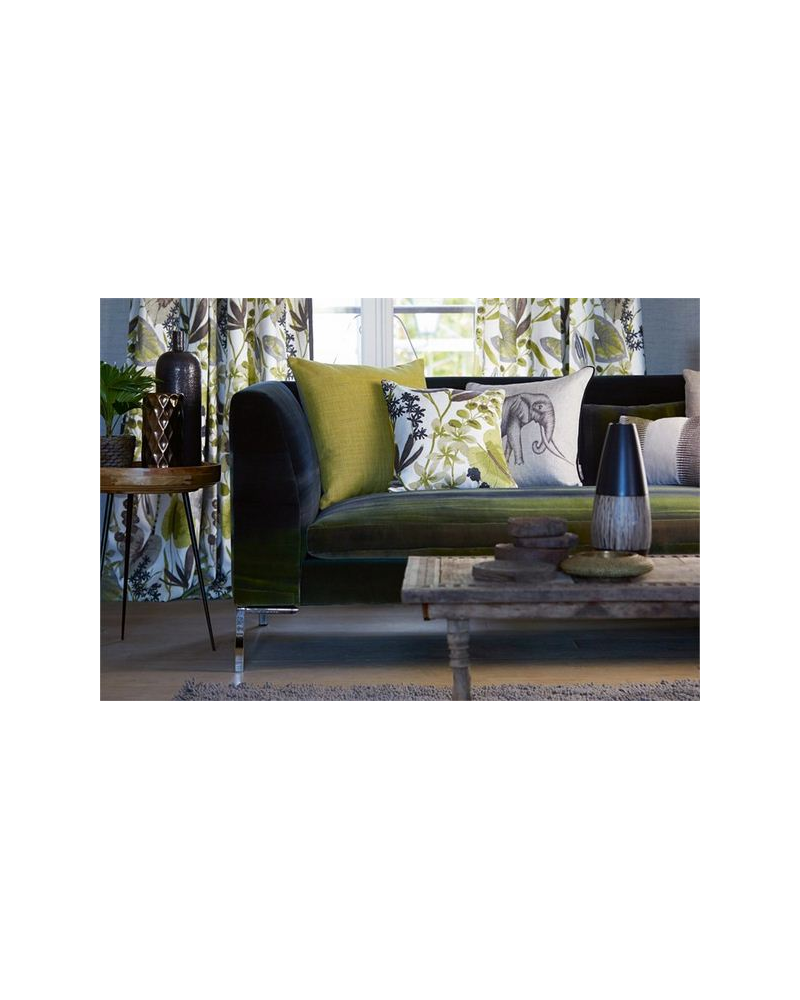 Fabric HAMV131508-amizilia velvet-zest lagoon indigo Harlequin