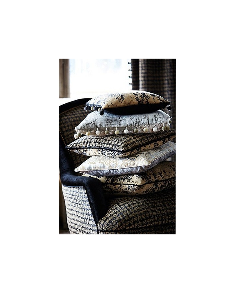 Fabric HBLV130975 PERLA Platinum Harlequin
