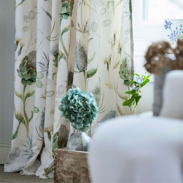 Fabric DEBB226422 THISTLE GARDEN Sanderson