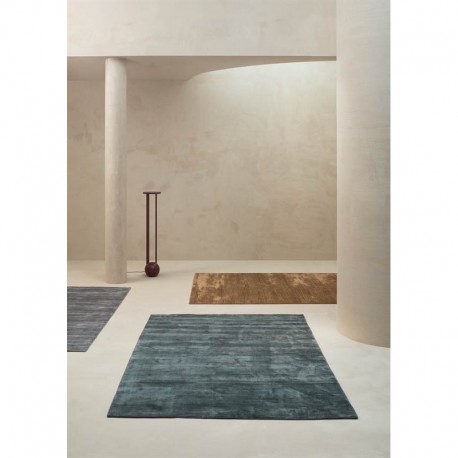 COVER STONE
