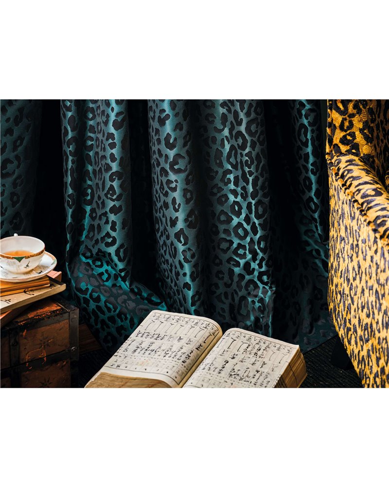Saskia Peacock 8012-04