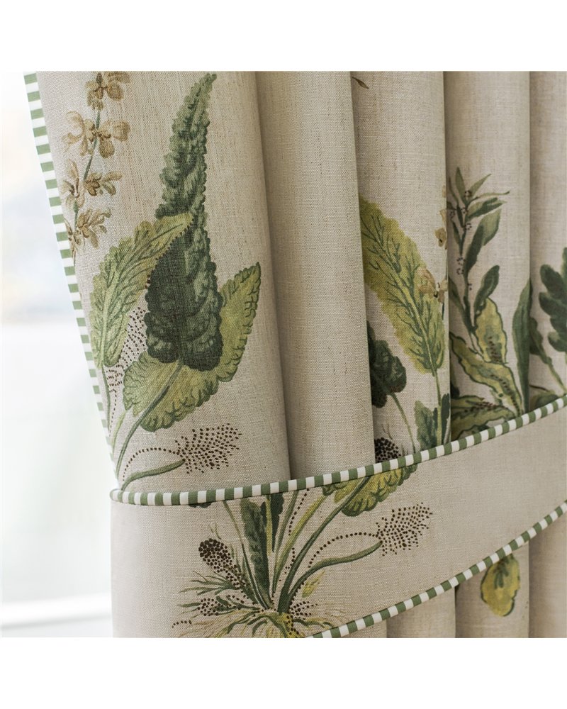Woodland Green On Natural AF57853