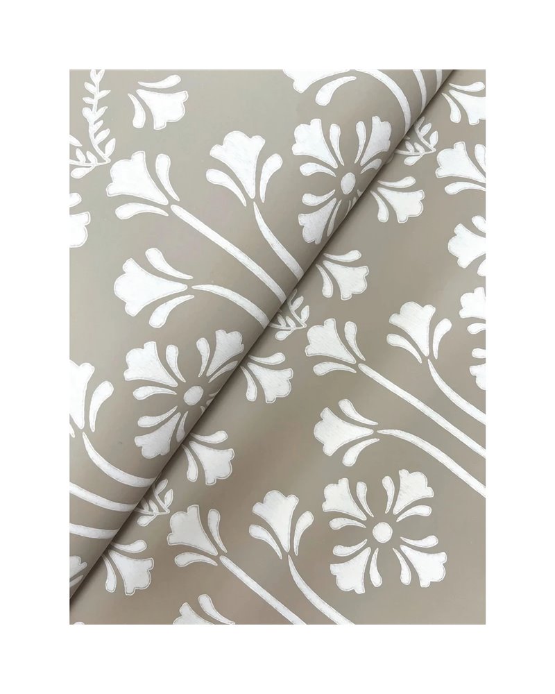 Lydia Taupe MF4805